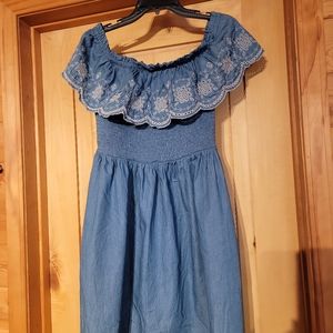 Dress, jean color, on and off shoulder